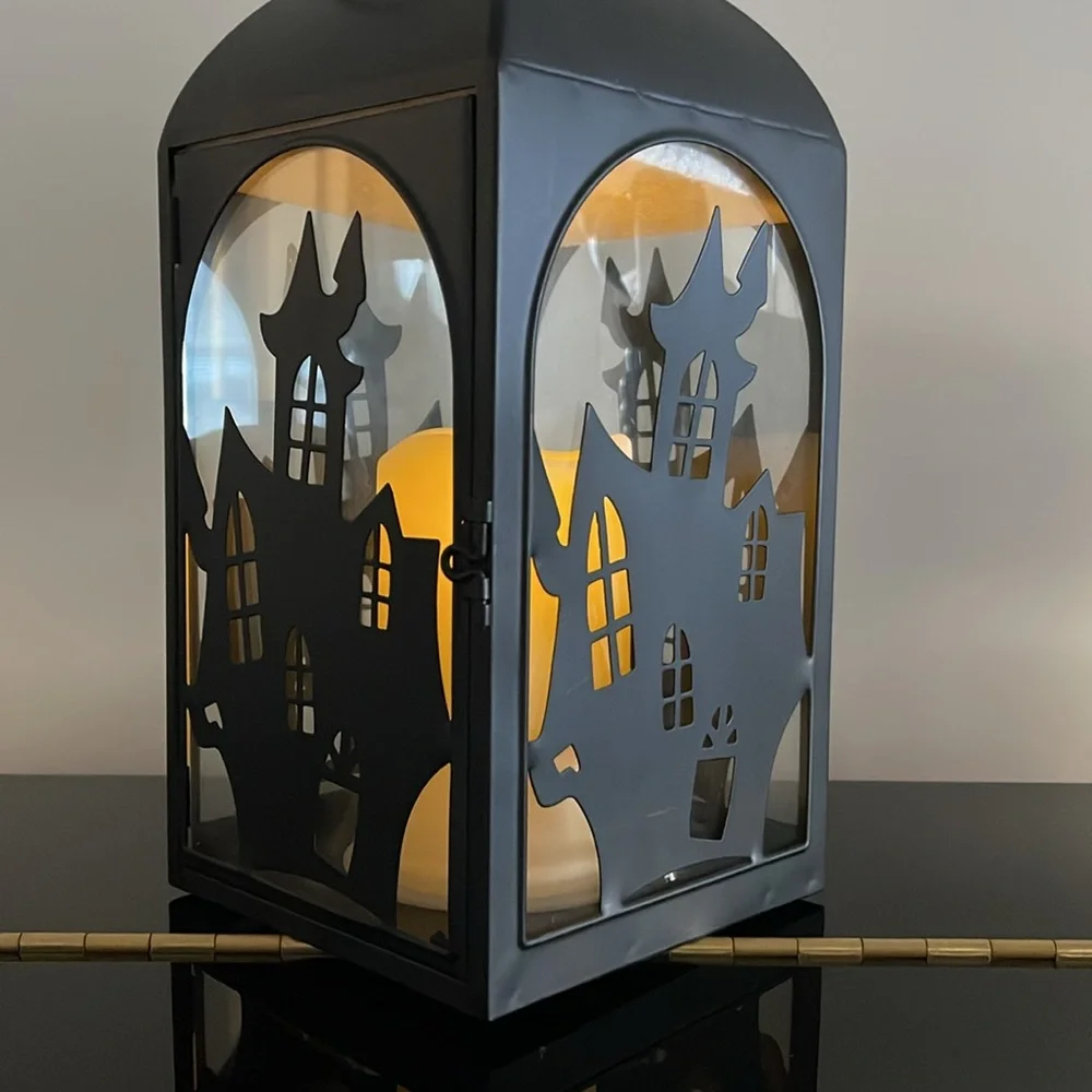 HALLOWEEN LANTERN